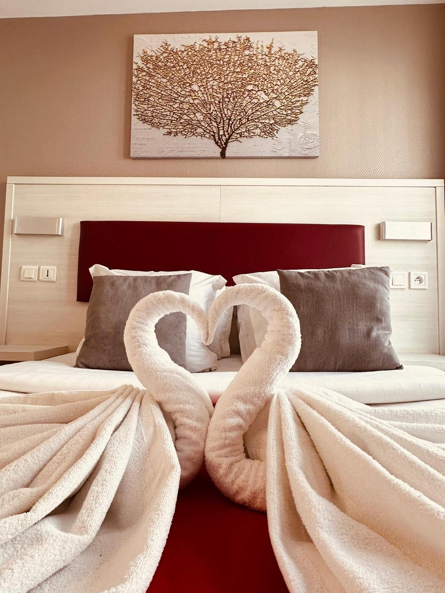 Hotel Pavillon Opera Lafayette Paris