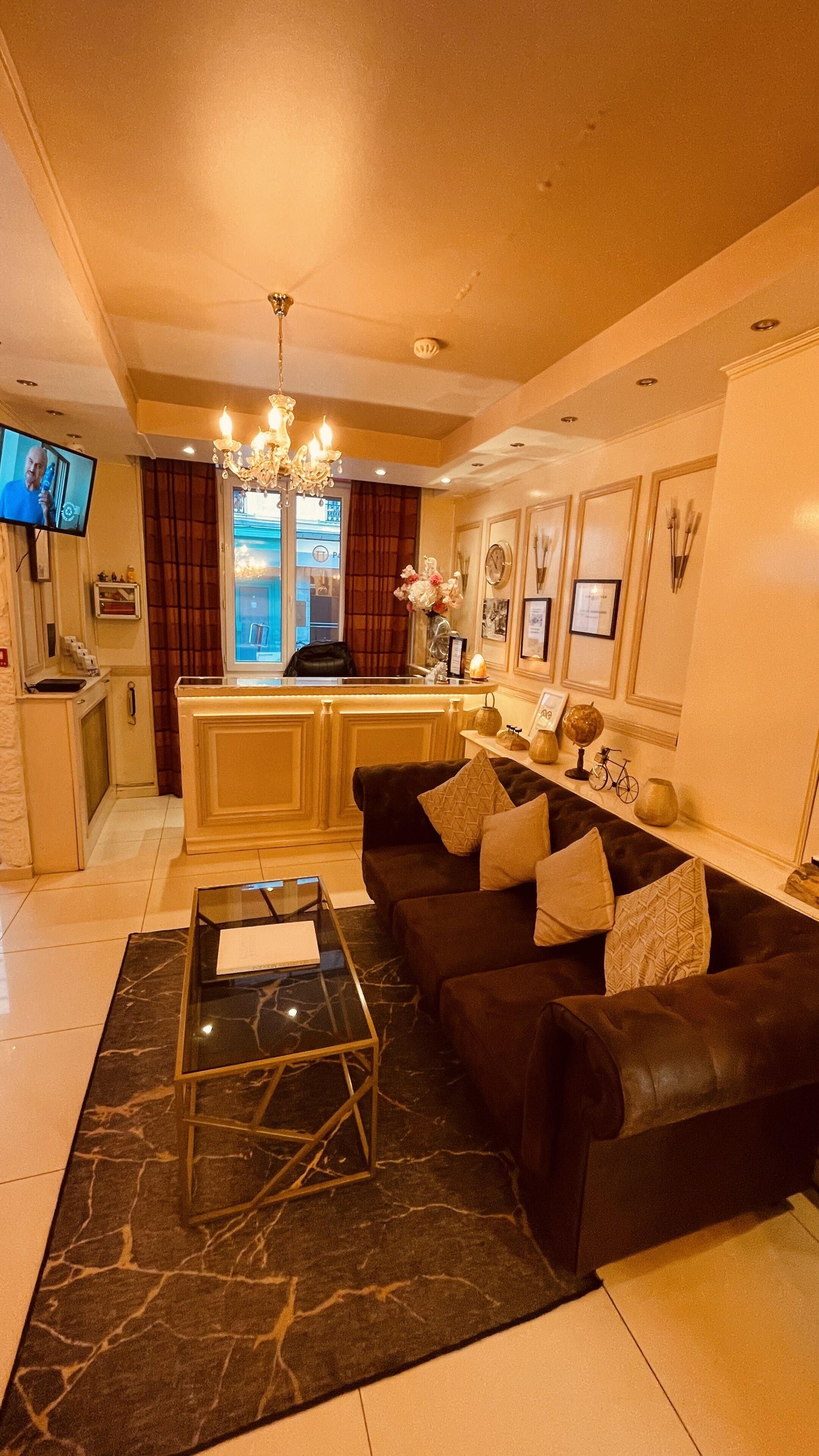 Hotel Pavillon Opéra Lafayette 3*